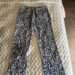 Old Navy Blue and White Animal Print Pants